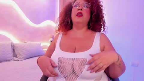 Snapshot of maraasweet chatting on April 21, 2:04 am Mrs. Sweet online show from April 21, 2:04 am