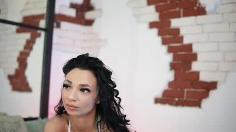  Mara  online show from February 22, 9:35 pm