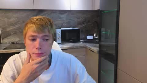 Snapshot of maradon__don chatting on September 23, 7:33 am Andre Cam online show from September 23, 7:33 am