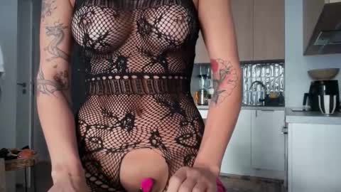 Marakuia online show from November 19, 8:14 am