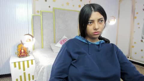 Maraluna online show from November 30, 11:03 am