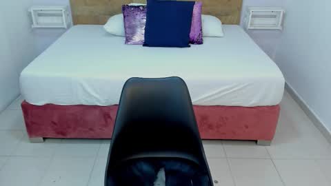 Snapshot of maray_lous chatting on February 26, 9:14 pm Maray Lous online show from February 26, 9:14 pm