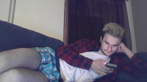 Snapshot of marbay2001 chatting on January 4, 6:30 pm marbay2001 online show from January 4, 6:30 pm