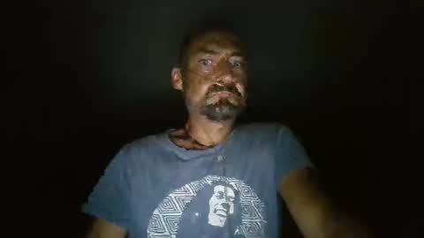 Snapshot of marc_cereza chatting on February 16, 8:10 am marc_cereza online show from February 16, 8:10 am