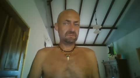 Snapshot of marc_cereza chatting on September 14, 12:59 pm marc_cereza online show from September 14, 12:59 pm