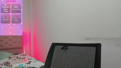 Snapshot of marcela_56 chatting on January 15, 10:57 pm marcela_56 online show from January 15, 10:57 pm