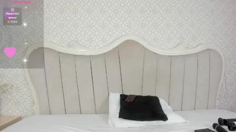 Snapshot of marcela_cortes1 chatting on March 7, 9:56 pm Marcela Cortes online show from March 7, 9:56 pm