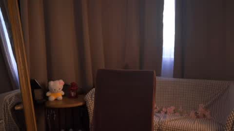 Snapshot of marcelinahumphry chatting on March 24, 12:54 pm Eva online show from March 24, 12:54 pm