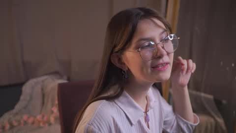 Snapshot of marcelinahumphry chatting on March 27, 12:16 pm Eva online show from March 27, 12:16 pm