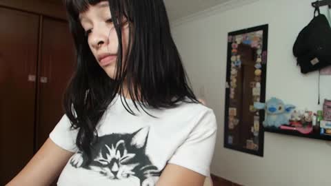 Snapshot of marceline_0 chatting on January 2, 8:57 pm Marceline online show from January 2, 8:57 pm