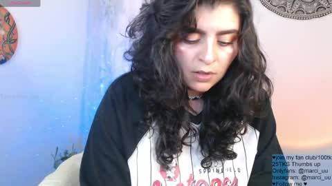 Snapshot of marceline_uu chatting on April 16, 5:58 pm M A R C I online show from April 16, 5:58 pm