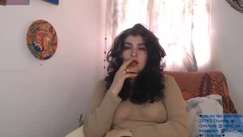 Snapshot of marceline_uu chatting on April 17, 6:22 pm M A R C I online show from April 17, 6:22 pm