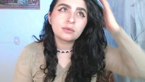 Snapshot of marceline_uu chatting on May 13, 11:18 am M A R C I online show from May 13, 11:18 am