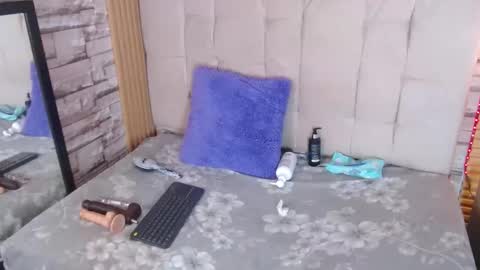 marcelinecutte303av online show from February 13, 5:03 am