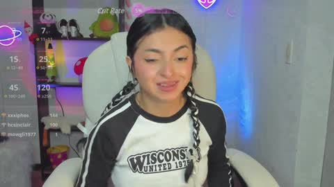 Marceline online show from December 5, 1:49 pm