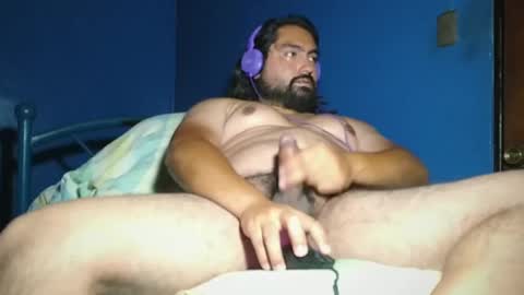 Snapshot of marcelon95 chatting on February 24, 5:22 am marcelon95 online show from February 24, 5:22 am