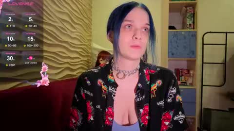 Snapshot of marci_n chatting on October 28, 9:17 pm marci_n online show from October 28, 9:17 pm