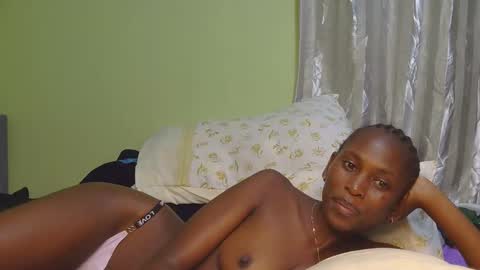 marclyne_cy online show from October 11, 8:24 am