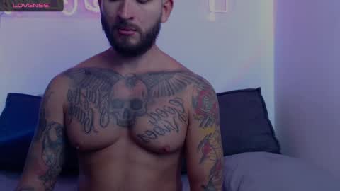 marco_allison43 online show from December 10, 4:06 pm
