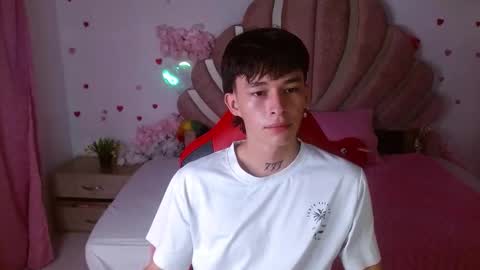 Snapshot of marco_fox chatting on March 29, 5:46 pm Marco online show from March 29, 5:46 pm