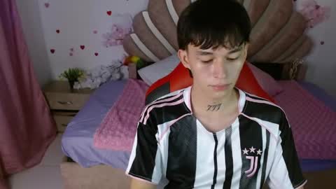 Snapshot of marco_fox chatting on March 30, 5:58 pm Marco online show from March 30, 5:58 pm