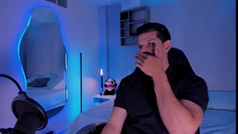 Marco Sullivan online show from October 25, 1:18 pm