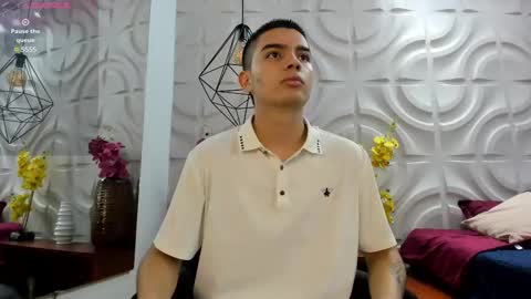 Snapshot of marcovitto chatting on January 3, 3:27 am marcovitto online show from January 3, 3:27 am