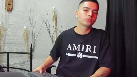 Snapshot of marcovitto chatting on January 4, 3:40 am marcovitto online show from January 4, 3:40 am