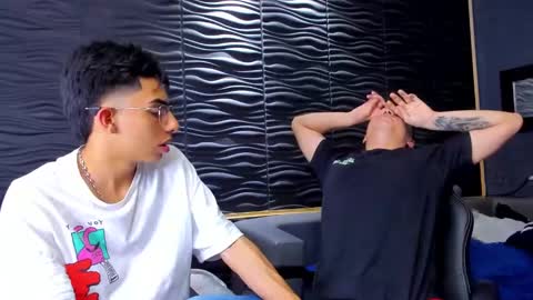 Marco and Ethan online show from January 8, 9:21 am