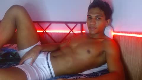 Snapshot of marcus_friedman chatting on November 30, 8:57 pm Marcus online show from November 30, 8:57 pm