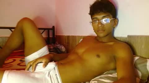 Snapshot of marcus_friedman chatting on December 17, 1:22 am Marcus online show from December 17, 1:22 am