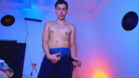 Marcus hanks1 online show from June 12, 1:37 am