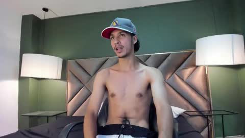 marcus_jeron online show from November 7, 4:01 am