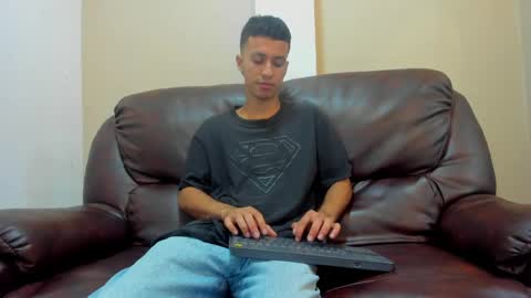Snapshot of marcus_jeron chatting on April 28, 11:32 pm marcus_jeron online show from April 28, 11:32 pm
