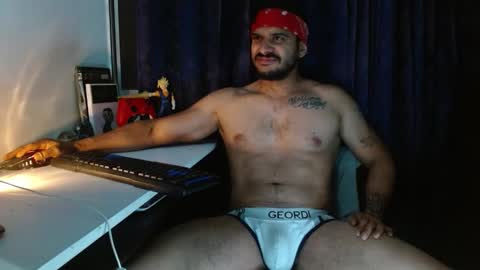 Snapshot of marcus_phoenix chatting on November 14, 3:38 am Marcus online show from November 14, 3:38 am