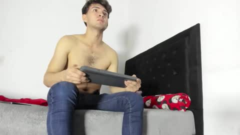 Snapshot of marcusfire_2 chatting on February 20, 1:13 am Marcus Independent Model online show from February 20, 1:13 am