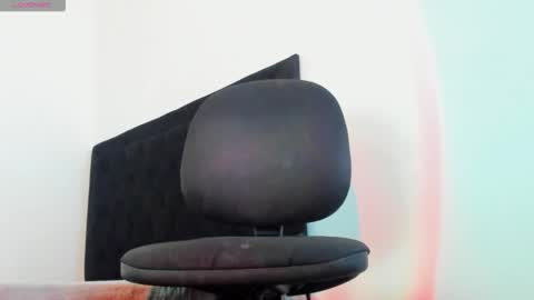 Snapshot of marcusfire_2 chatting on March 18, 1:42 am Marcus Independent Model online show from March 18, 1:42 am