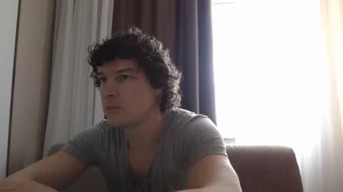 Dorian Salazar online show from April 22, 6:38 am