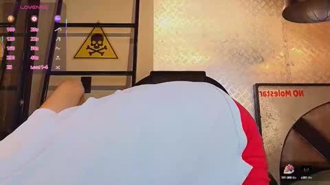 Snapshot of marcusrain_ chatting on October 4, 4:21 am Marcus online show from October 4, 4:21 am