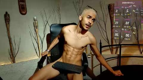 Snapshot of marcusrain_ chatting on November 1, 8:16 am Marcus online show from November 1, 8:16 am