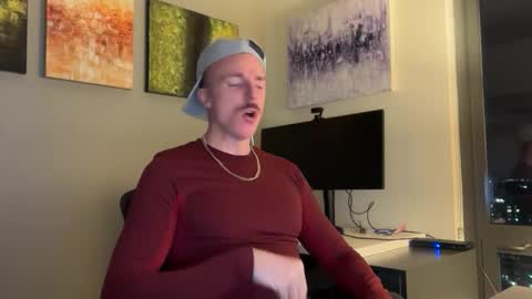 Snapshot of marcusripped1 chatting on December 19, 12:17 am Marcus online show from December 19, 12:17 am