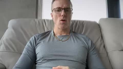 Snapshot of marcusripped1 chatting on March 17, 10:13 pm Marcus online show from March 17, 10:13 pm