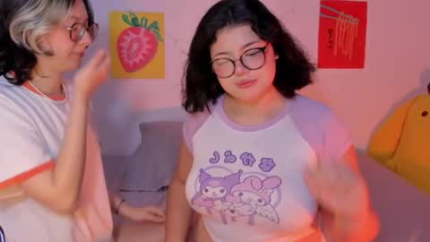 Snapshot of marcy_grey chatting on September 23, 12:35 am danna online show from September 23, 12:35 am