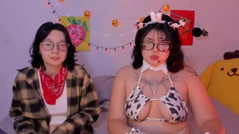 Snapshot of marcy_grey chatting on October 31, 12:55 am danna online show from October 31, 12:55 am