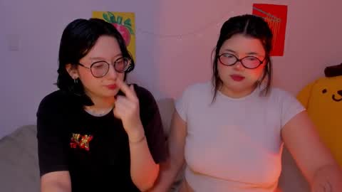 Snapshot of marcy_grey chatting on December 4, 12:42 am danna online show from December 4, 12:42 am