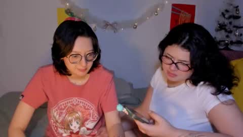 Snapshot of marcy_grey chatting on December 14, 6:41 am danna online show from December 14, 6:41 am