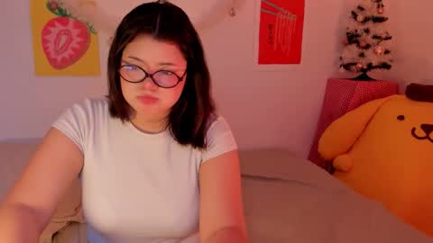 Snapshot of marcy_grey chatting on December 16, 10:15 pm danna online show from December 16, 10:15 pm