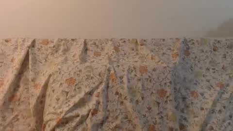 Snapshot of margaux_01 chatting on February 14, 5:04 am Margaux Green online show from February 14, 5:04 am