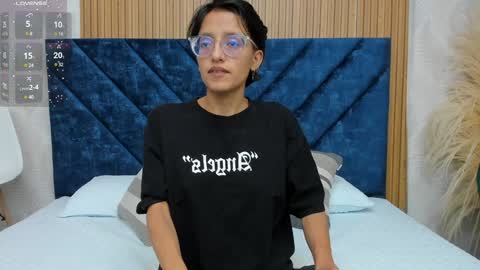 Aitana online show from February 8, 1:54 am