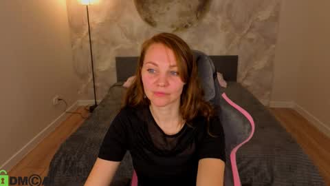 Snapshot of margo_kellly chatting on April 21, 1:42 am Margo Kellly online show from April 21, 1:42 am